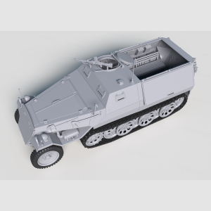 1/6 scale German WWII Sd.Kfz. 251 - Image 2